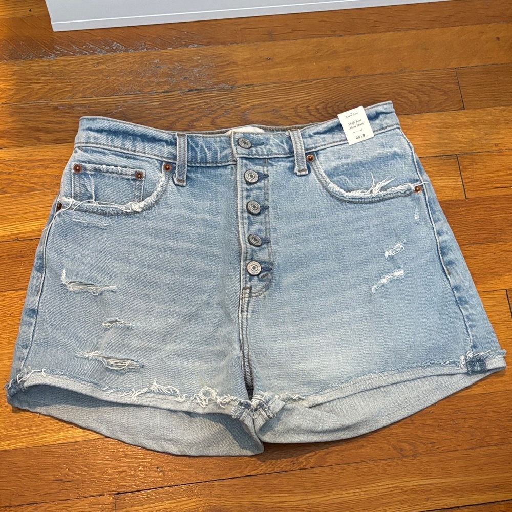 Abercrombie and Fitch Curve Love High Rise Mom Short